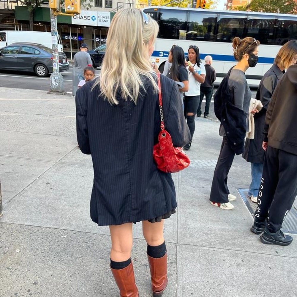 Meet your Posher, Clara